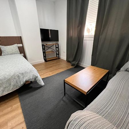 Boutique Living Soho Apartment Малага Екстериор снимка