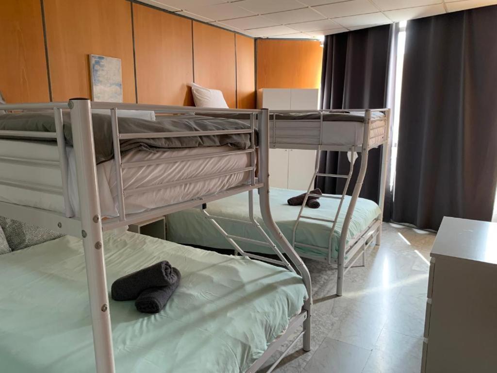Boutique Living Soho Apartment Малага Екстериор снимка