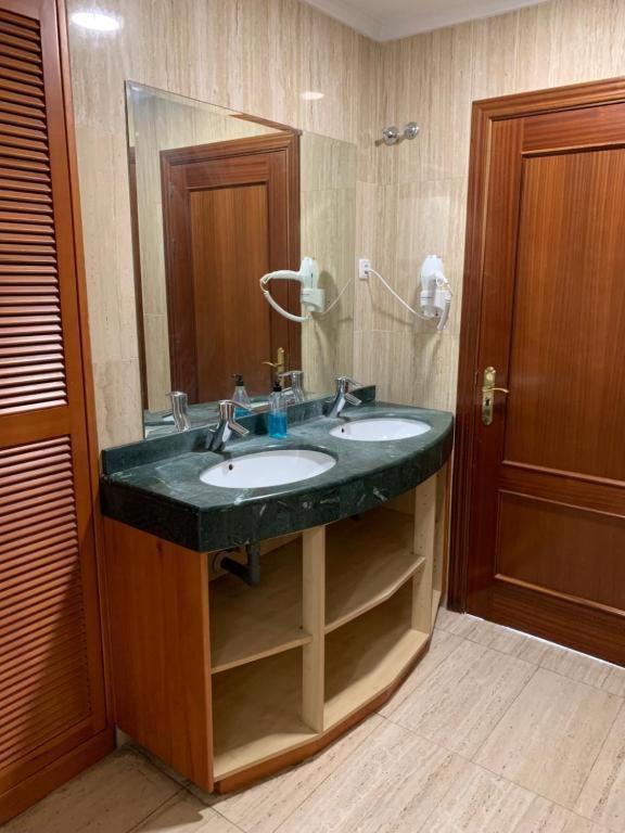 Boutique Living Soho Apartment Малага Екстериор снимка