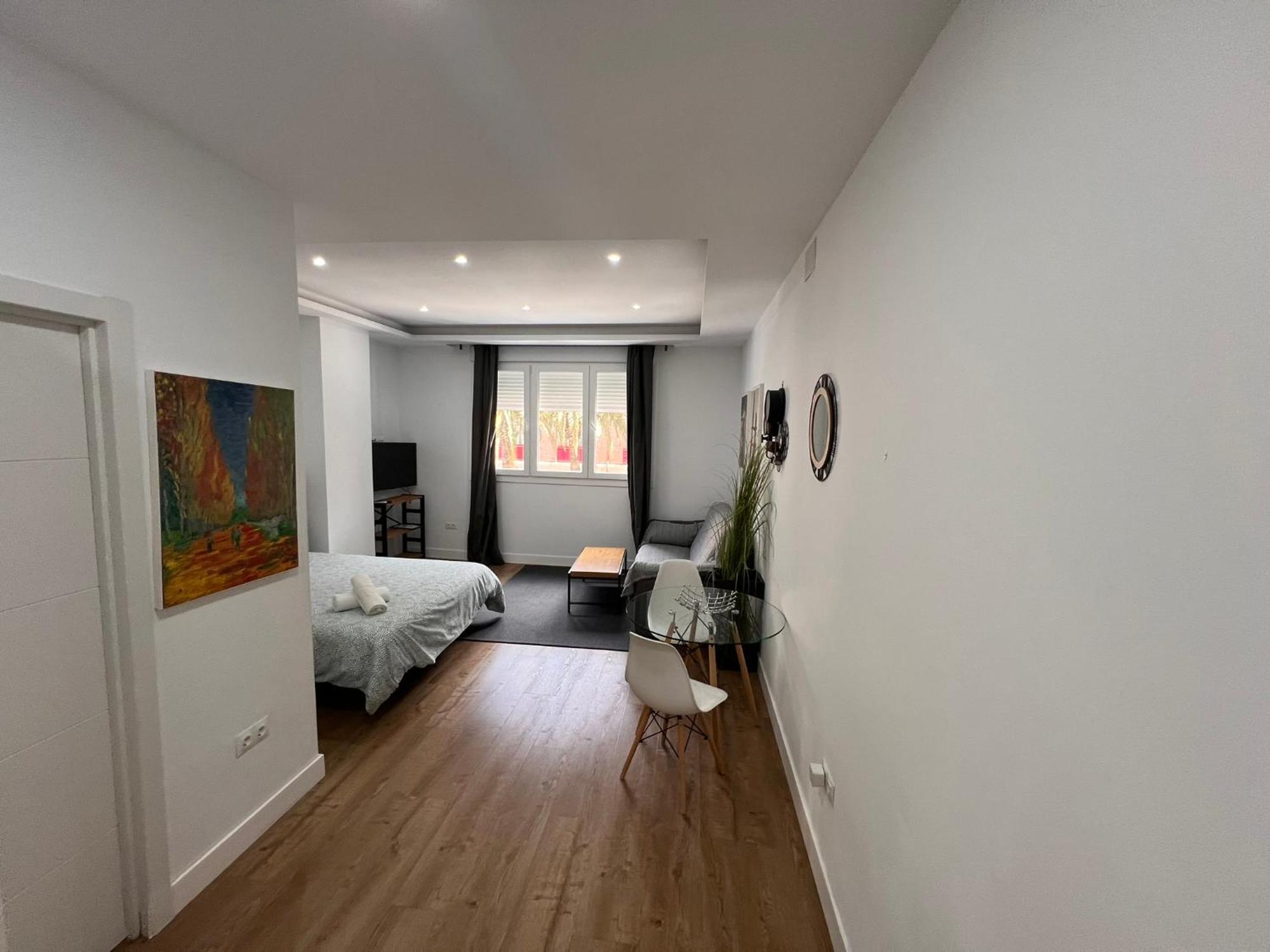 Boutique Living Soho Apartment Малага Екстериор снимка