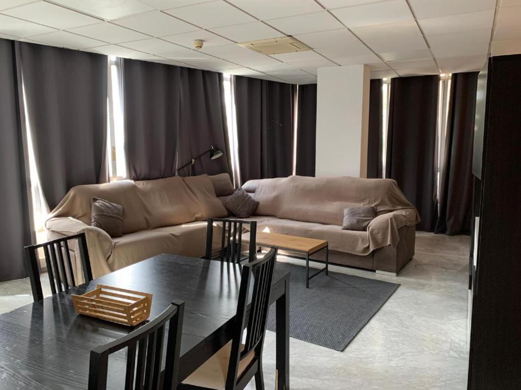 Boutique Living Soho Apartment Малага Екстериор снимка